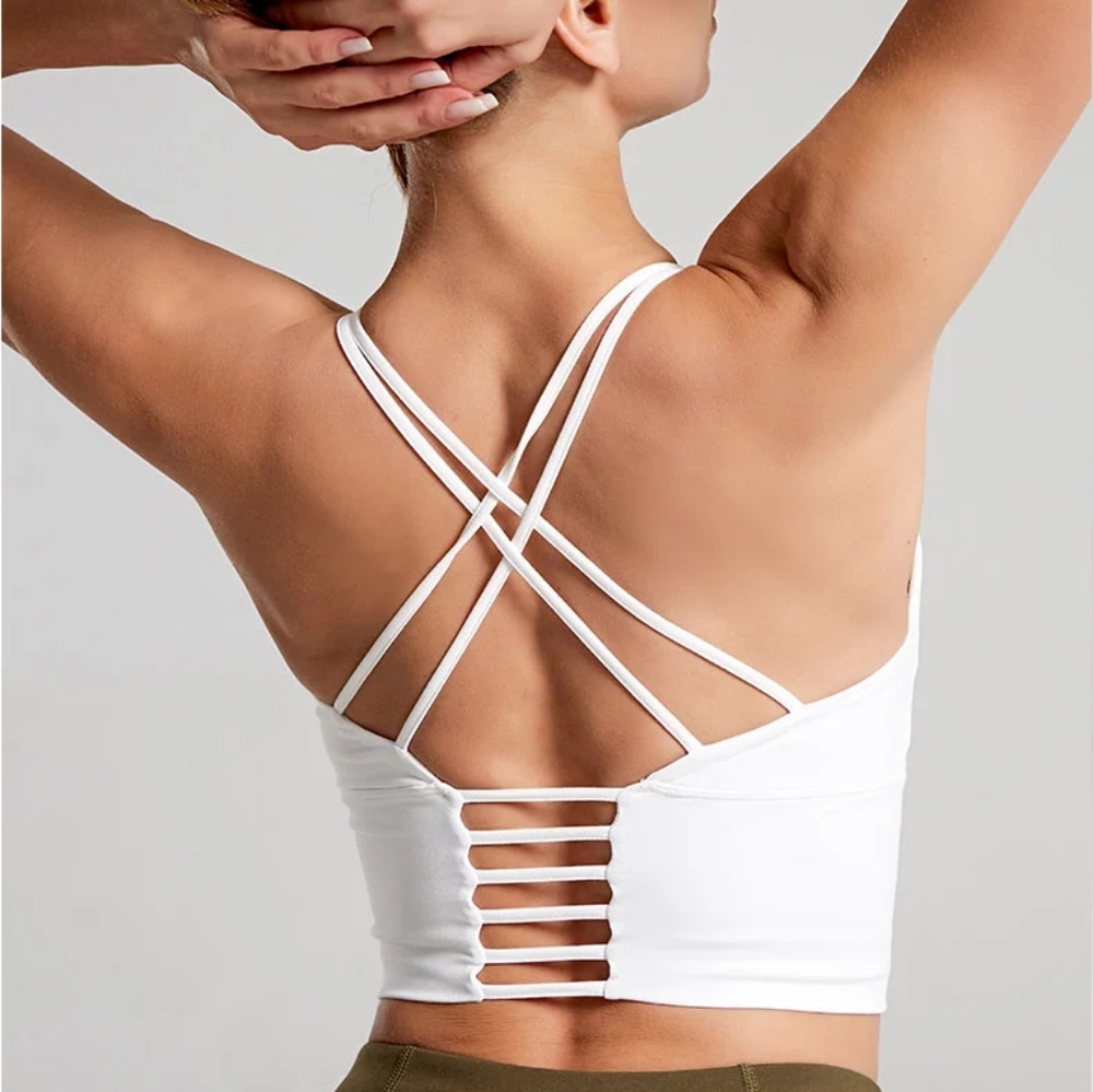 YOGA BRA - NO BRANDING - SIZE L - NWOT